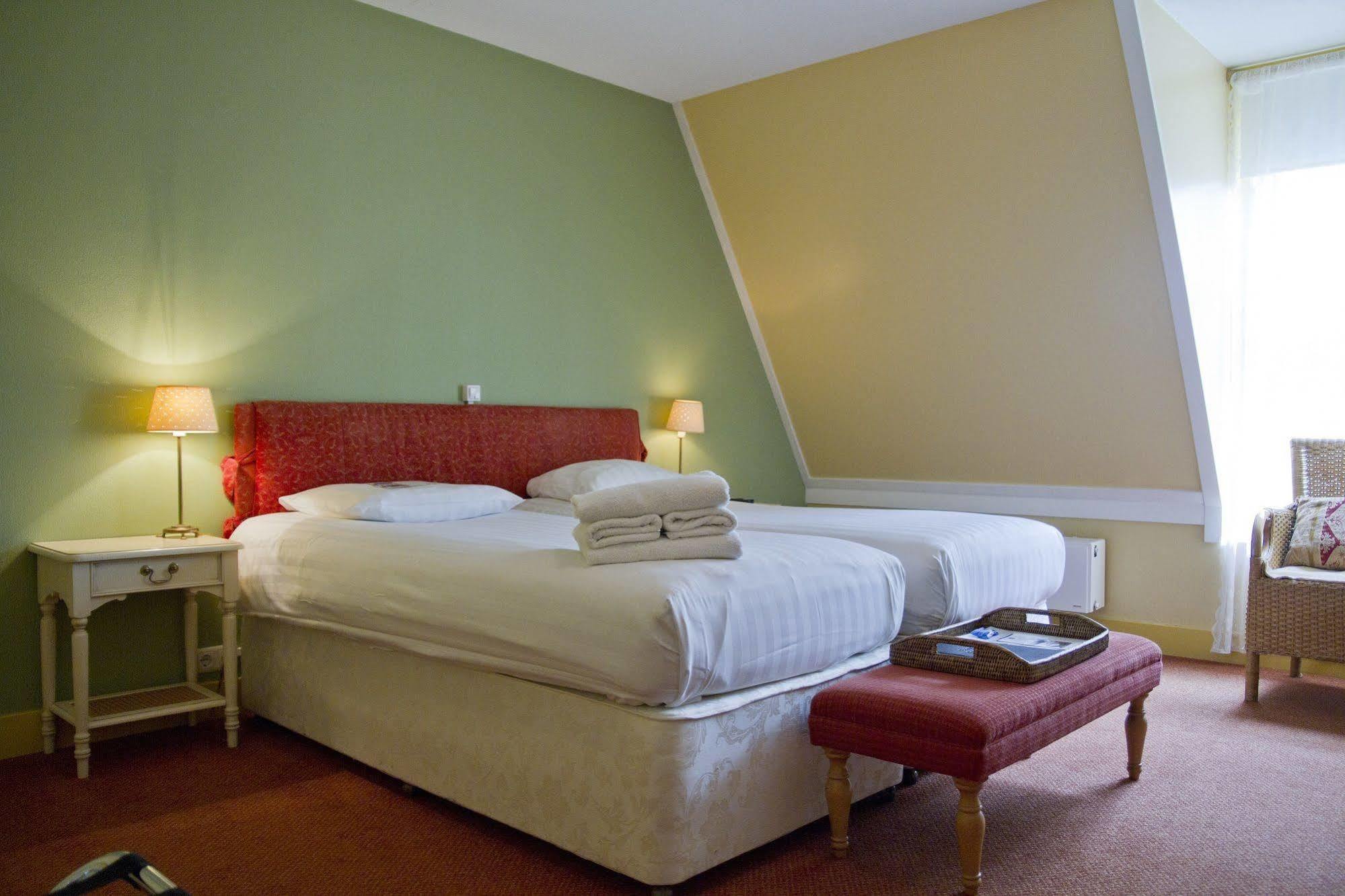 Slothotel Igesz Schagen Exterior foto